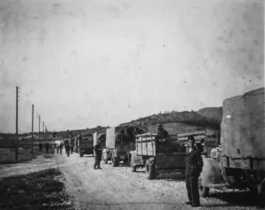 «Καλύτερα να πεθαίνει κανείς στον αγώνα για τη λευτεριά, παρά να ζει σκλάβος», συγκλονίζουν οι φωτογραφίες από τους 200 της Καισαριανής