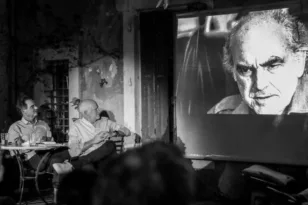 «Σφήνα» με πολύ συναίσθημα – «Ο Ανδρέας μέσα από τα μάτια των παιδιών του» η εκδήλωση πριν το Συνέδριο του ΠΑΣΟΚ