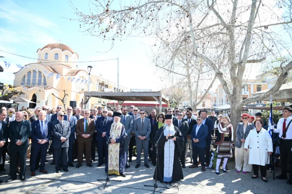 Ο εορτασμός της 25ης Μαρτίου στην Κάτω Αχαΐα - Τα μηνύματα Φαρμάκη και Αλεξόπουλου