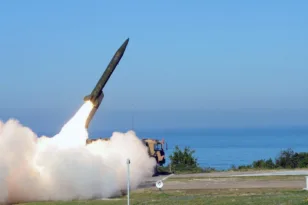 Πόλεμος στη Μέση Ανατολή: 6 Ισραηλινοί νεκροί από βαλλιστικό πύραυλο του Ιράν