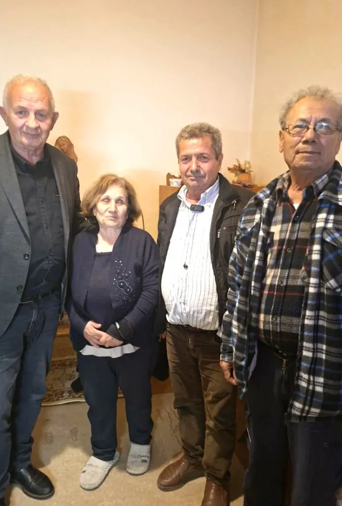 Αγκαλιά αλληλεγγύης από τον Δήμο Ήλιδας - Προσφορά λυώμενου σε πυρόπληκτους ηλικιωμένους στην Ακροποταμιά