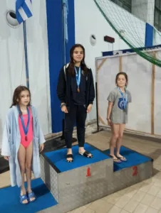 71 μετάλλια για τη ΝΕΠ στο Εαρινό Κύπελλο κολύμβησης