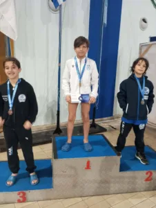 71 μετάλλια για τη ΝΕΠ στο Εαρινό Κύπελλο κολύμβησης