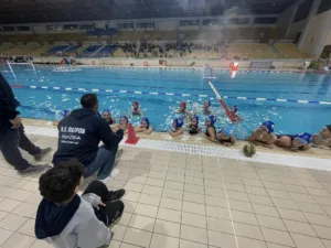 Μια νίκη και μια ήττα για τη μικτή ομάδα πόλο Προ Μίνι της ΝΕΠ