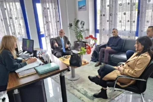 Άραξος: Έρχεται το πρώτο αεροπλάνο της TUI με το όνομα «Πάτρα» – Σύσκεψη για τη νέα τουριστική σεζόν