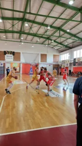 Η ΑΕ Βαρθολομιού «έσπασε» την έδρα της Αχαγιάς ΄82 - Δηλώσεις Η ΑΕ Βαρθολομιού «έσπασε» την έδρα της Αχαγιάς ΄82 - Δηλώσεις