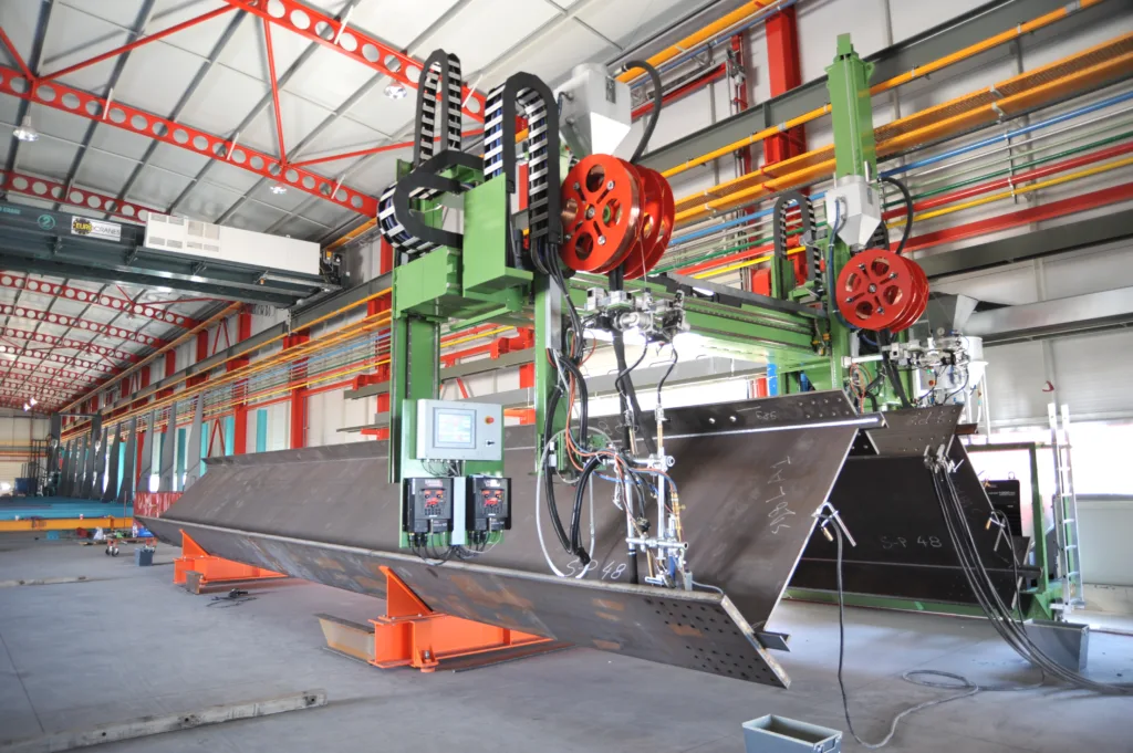 Από τη Σύλληψη έως την Ολοκλήρωση: Ο Στρατηγικός Ρόλος των Κατασκευαστών Μεταλλικών Γεφυρών