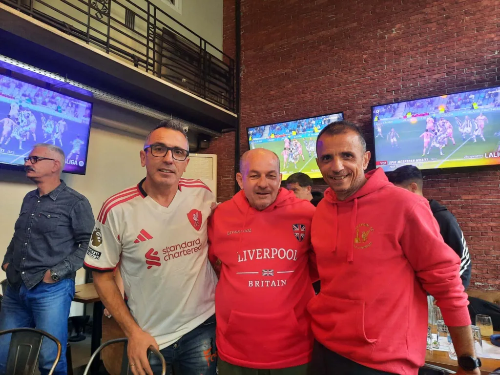 Εκοψαν την πίτα τους οι Πατρινοί φίλοι της Λίβερπουλ