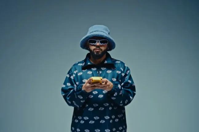 Ο Ακύλας παίζει σε δικό του videogame στο νέο κλιπ του «Ferto» για τη Eurovision