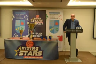 Ο Βαγγέλης Λιόλιος στα πάτρια εδάφη για το Rising Stars – Φωτογραφίες