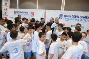 Γιορτή με τα «Γαλανόλευκα Αστέρια» στο «Promitheas Park» - Φωτογραφίες