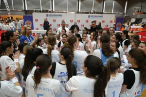 Γιορτή με τα «Γαλανόλευκα Αστέρια» στο «Promitheas Park» - Φωτογραφίες Γιορτή με τα «Γαλανόλευκα Αστέρια» στο «Promitheas Park» - Φωτογραφίες