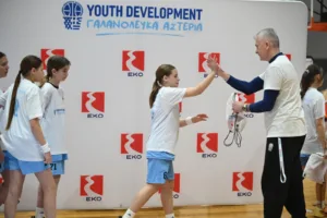 Γιορτή με τα «Γαλανόλευκα Αστέρια» στο «Promitheas Park» - Φωτογραφίες Γιορτή με τα «Γαλανόλευκα Αστέρια» στο «Promitheas Park» - Φωτογραφίες