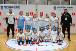 Γιορτή με τα «Γαλανόλευκα Αστέρια» στο «Promitheas Park» - Φωτογραφίες