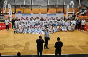 Γιορτή με τα «Γαλανόλευκα Αστέρια» στο «Promitheas Park» - Φωτογραφίες Γιορτή με τα «Γαλανόλευκα Αστέρια» στο «Promitheas Park» - Φωτογραφίες