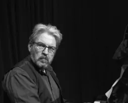 Αγγελος Ανδρεόπουλος: «Ο Αττίκ έκανε το αίμα της καρδιάς του τραγούδι»