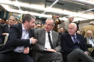 Ο Ανδρουλάκης καλεί Σαμαρά, Βορίδη, Δένδια, Λοβέρδο, Γεωργιάδη, Χατζηδάκη σε «επανάσταση»