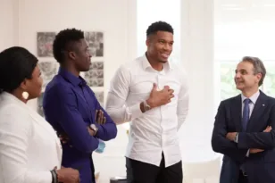 Μητσοτάκης: Πρότεινε τον Γιάννη Αντετοκούνμπο για το Ευρωπαϊκό Τάγμα Αξίας