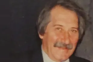 Πέθανε ο Αντώνης Κούρτης – Η Θεσσαλονίκη αποχαιρετά μια μεγάλη μορφή του Τύπου