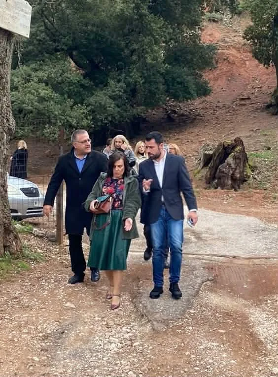 Στην Ιερά Μονή Παναγίας Ομπλού ο Σύλλογος Αρκάδων Πάτρας για τους Δ΄ Χαιρετισμούς ΦΩΤΟ