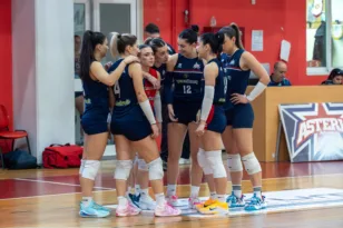 Αναβολή για την ΠΓΕ, ήττα για τον Ερυθρό Αστέρα στις γυναίκες