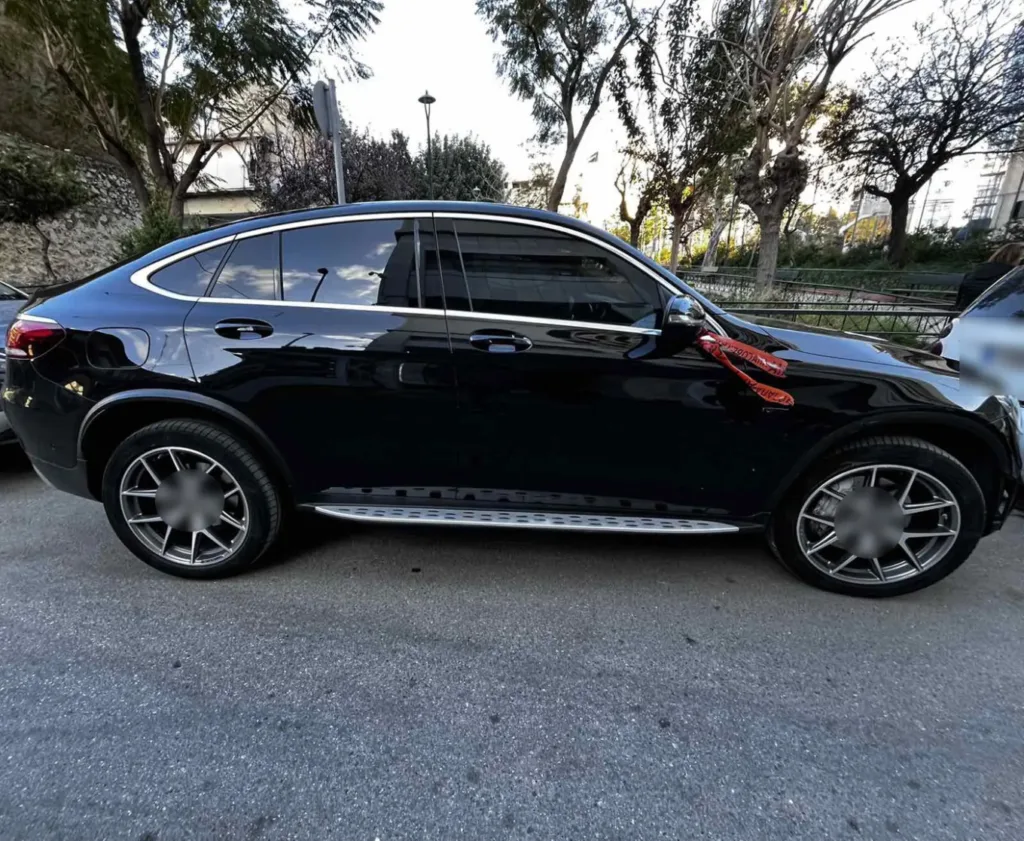 Πώς έκλεβαν τον ΕΦΚΑ και αγόραζαν πολυτελή αμάξια και σπίτια - Μοντέλα, επιχειρηματίες και TikTokers