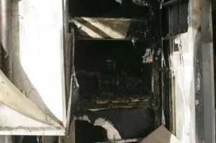 Νύχτα εμπρησμών στην Αθήνα: Μπαράζ επιθέσεων σε ATM