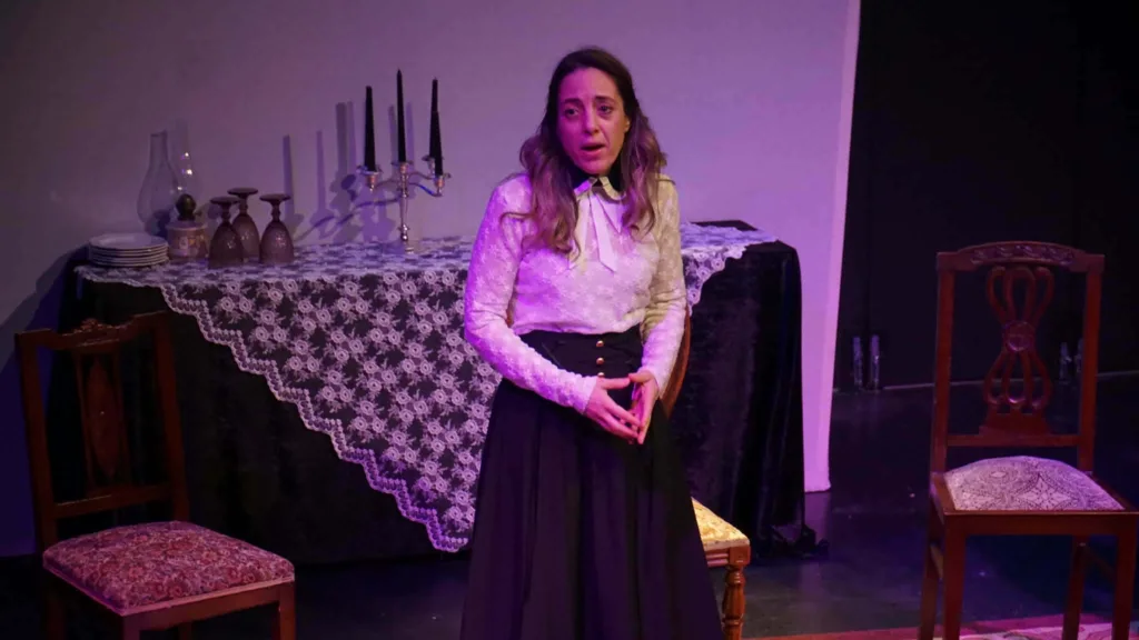 Πάτρα: Sold out για τη «Μπερνάρντα Άλμπα» – Νέα παράσταση τη Δευτέρα για την «Πρόταση» ΦΩΤΟ