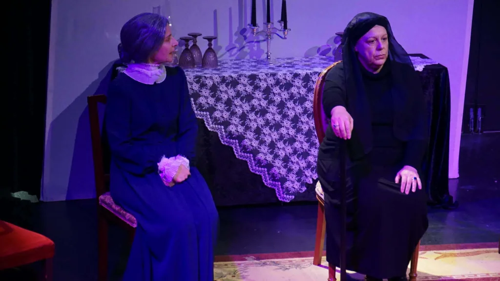 Πάτρα: Sold out για τη «Μπερνάρντα Άλμπα» – Νέα παράσταση τη Δευτέρα για την «Πρόταση» ΦΩΤΟ