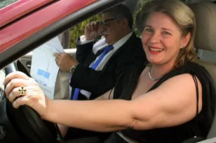 Στη φυλακή η σύζυγος του Νίκου Μιχαλολιάκου, Ελένη Ζαρούλια