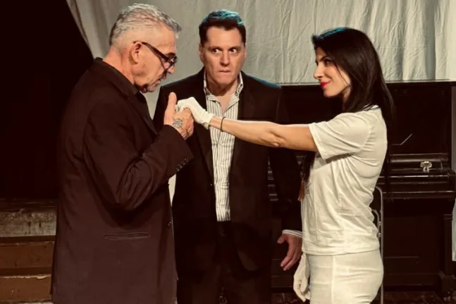 Πάτρα: Έρχεται η θεατρική παράταση «CHAKRAs»