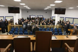 Έρχονται αλλαγές στη δίκη για τα Τέμπη: Face control και αυξημένες θέσεις στην αίθουσα