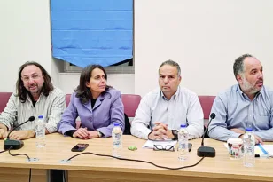 Αίγιο: Δώστε την Κλ. Οικονόμου ξανά σε κυκλοφορία – Aντιπολίτευση και Εμπορικός Σύλλογος πιέζουν για ανάκληση