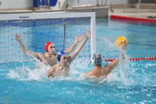 «Ναυμαχία» στο Παιδικό με νίκη του ΝΟΠ επί της ΝΕΠ – Φωτογραφίες