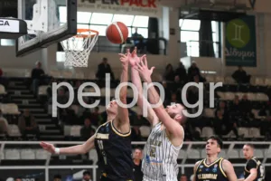 Ο Απόλλων κόντρα σε προβλήματα έκανε τη δουλειά με τη Σαρωνίδα