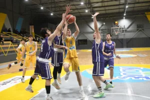 Σκέντζος για Αίολο Αγυιάς: «Εχουμε χτίσει χαρακτήρα νικητή»