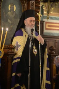 Λαμπρός ο Εσπερινός στον Μητροπολιτικό Ναό Ευαγγελιστρίας Πατρών, ΦΩΤΟ