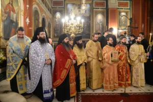 Λαμπρός ο Εσπερινός στον Μητροπολιτικό Ναό Ευαγγελιστρίας Πατρών, ΦΩΤΟ
