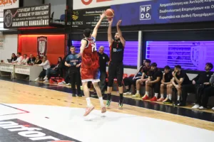 Ψυχάρα η Παναχαϊκή, το 1-1 με Γαργαλιάνους και όλ ανοικτά στα πλέι-οφ