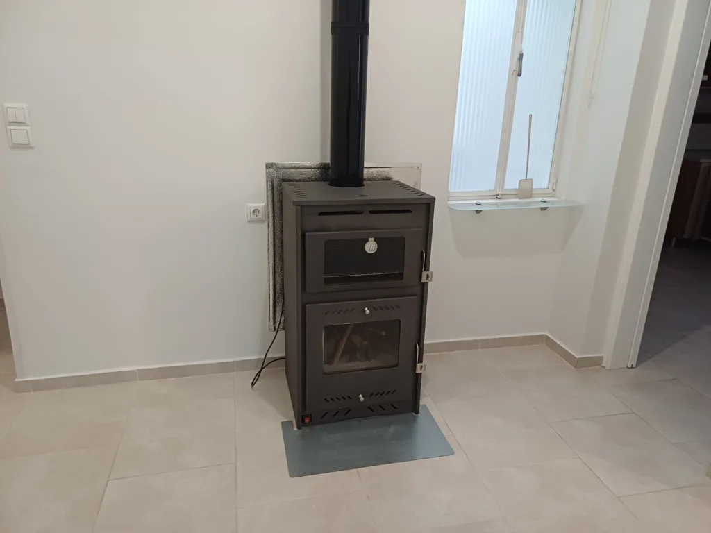 ΤΡΙΑΝΤΕΙΟΣ ΣΧΟΛΗ