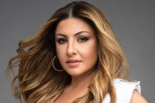 Έλενα Παπαρίζου: Ξανά στο νοσοκομείο μετά την ακύρωση εμφάνισής της