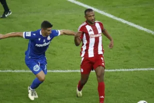 Πανσερραϊκός – Ολυμπιακός: Τα δίνουν όλα για τη Super League οι Πειραιώτες