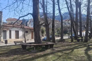 Ολοκληρώνεται η αναβάθμιση κοινόχρηστων χώρων στον Δήμο Καλαβρύτων