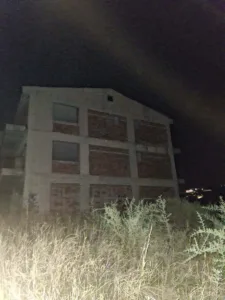 ΠΑΤΡΑ: Κυνήγι με το μεταφυσικό σε ακατοίκητες οικοδομές στο Δασύλλιο ΦΩΤΟ