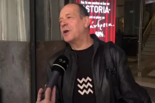 Ο Φωκάς Ευαγγελινός στο πλευρό του Ακύλα για τη Eurovision