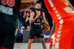 Ήττα στην κόψη του ξυραφιού για τον Ολυμπιακό στη Βαλένθια