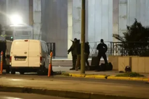 Σεσημασμένος για ναρκωτικά ο 48χρονος Σομαλός που συνελήφθη στη ΓΑΔΑ με χειροβομβίδες