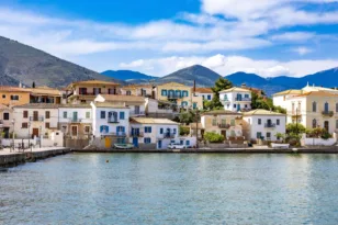 Μια ταξιδιωτική πρόταση για το Πάσχα: Ναύπακτος, Γαλαξίδι και Καρπενήσι