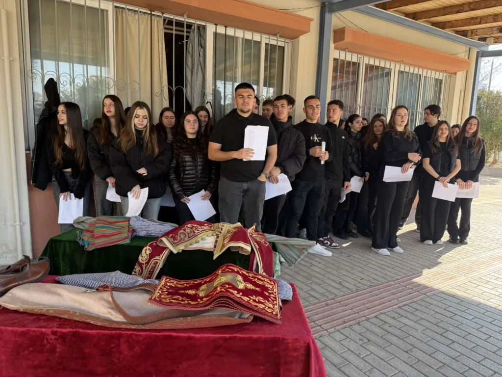 Στο ΓΕΛ Ρίου το 1821 βγήκε από τα βιβλία και πέρασε μπροστά στα μάτια των μαθητών ΦΩΤΟ