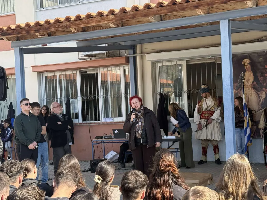 Στο ΓΕΛ Ρίου το 1821 βγήκε από τα βιβλία και πέρασε μπροστά στα μάτια των μαθητών ΦΩΤΟ